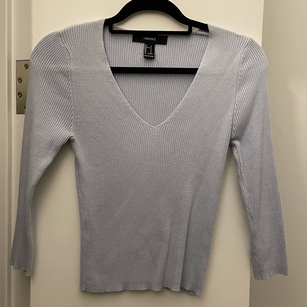 F21 knit v neck top size s